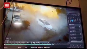 VIDEO: Detik-detik Bom Bunuh Diri di Peshawar Pakistan, 2 Tewas
