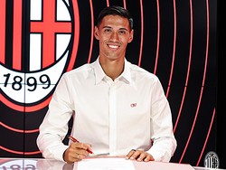 Resmi! AC Milan Tuntaskan Transfer Tijjani Reijnders