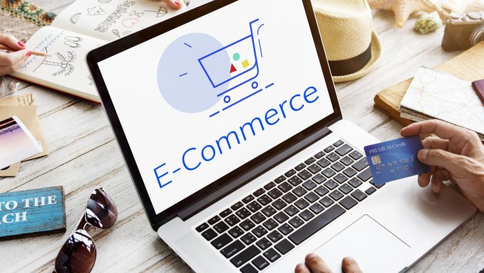 Kesalahan memilih platform marketplace sering terjadi karena kurang informasi. Artikel ini merangkum hal-hal yang harus diperhatikan sebelum memilih e-commerce.