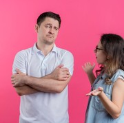 5 Zodiak yang Sering Disangka Tidak Romantis Pada Pasangannya, Padahal Hatinya Selembut Sutra!