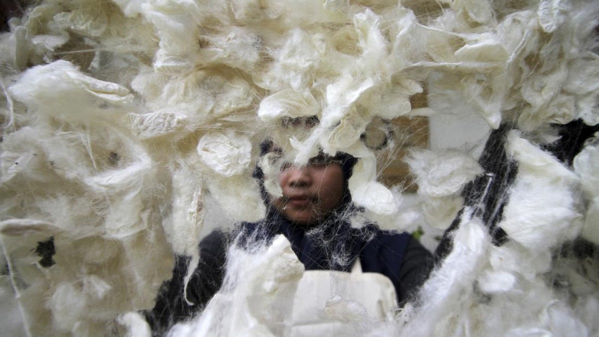 FOTO: Menengok Produksi Kain Ramah Lingkungan di Pasuruan