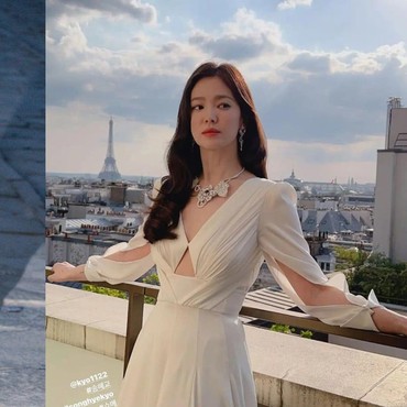 Song Hye Kyo dan Lim Ji Yeon Raih Penghargaan Atas Drakor The Glory