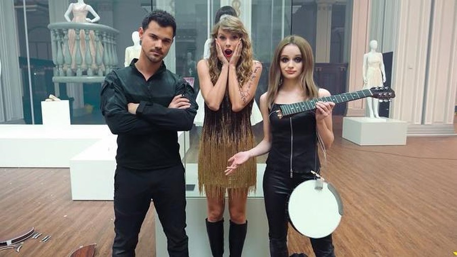Lirik Lagu I Can See You (Taylor's Version) (From The Vault) - Taylor Swift Lirik Lagu I Can See You (Taylor's Version) (From The Vault) - Taylor Swift