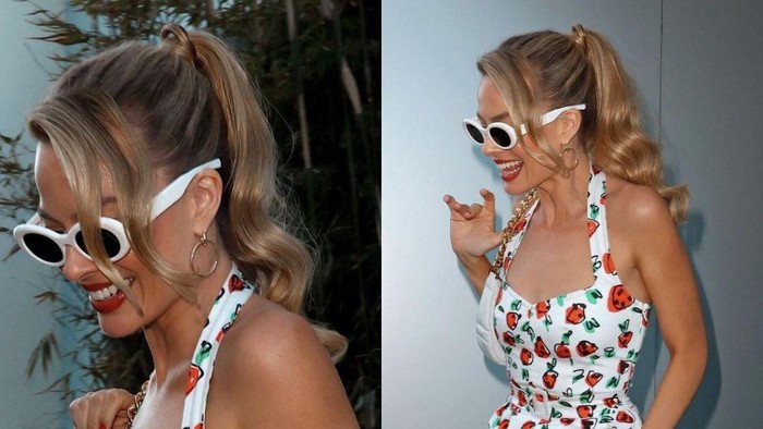 Mini skirt dengan motif playful. foto instagram: margotdaily