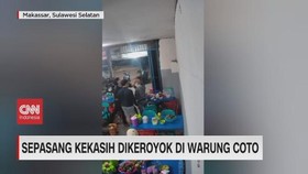 VIDEO: Sepasang Kekasih Dikeroyok di Warung Coto