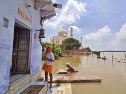Taj Mahal Terancam Tenggelam