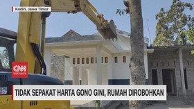 VIDEO: Tidak Sepakat Harta Gono Gini, Rumah Dirobohkan