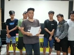 Ulah Jukir Liar Bikin Tarif Parkir di Asrama Haji Makassar Rp 100 Ribu