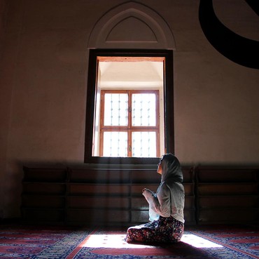 6 Amalan Pagi Agar Rezeki Lancar dan Berkah