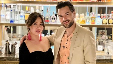 img-title Chef Marinka Gerah Dianggap Matre dan Operasi Plastik