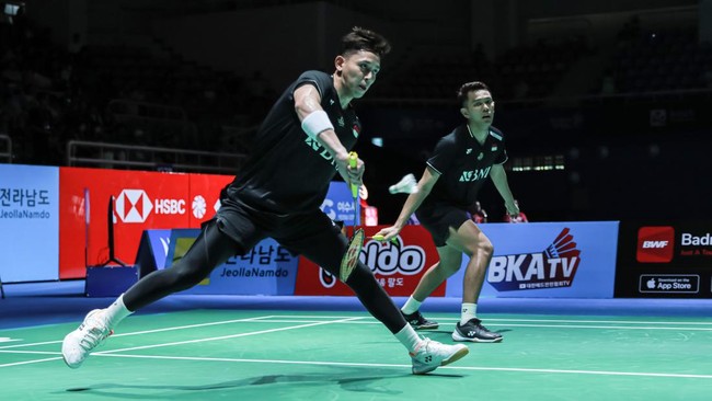 Fajar Alfian/Muhammad Rian Ardianto melangkah mulus ke perempat final Australia Open setelah menang atas ganda Taiwan, Chiang Chien Wei/Wu Hsuan Yi.