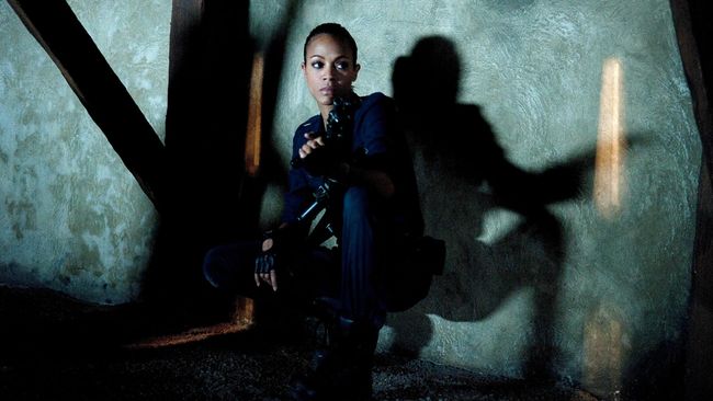 Jadwal Bioskop Trans TV hari ini (21 Juli) Colombiana. Berikut sinopsis film Colombiana yang dibintangi Zoe Saldana.