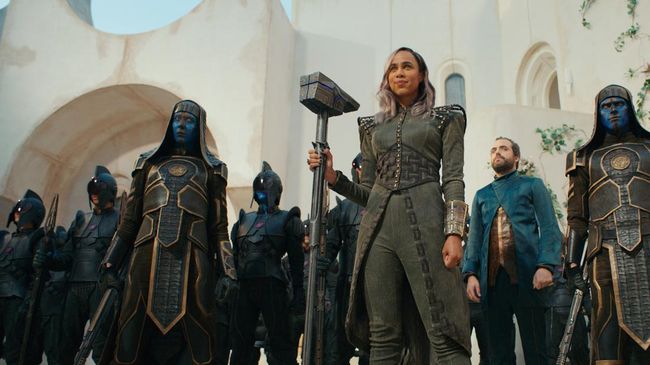 Jelang penayangan, The Marvels rilis trailer akhir yang menampilkan Valkyrie (Tessa Thompson) hingga teror dari Dar-Benn (Zawe Ashton). 
