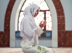 Bacaan Arab, Latin, dan Terjemah Sholawat Adrikni beserta Keutamaannya