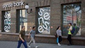 Ukraina Bakal Caplok Bank Raksasa Milik Rusia