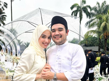 7 Potret Terbaru Tya Arifin Bareng Suami dan Anak, Dulu Main Sinetron Kini Jadi Pengusaha Jamu