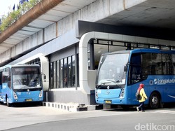 Dishub DKI Uji Coba Penerapan Tiket Berbasis Akun untuk LRT, MRT dan TransJ