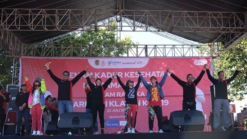 Sambut Hari Jadi Klaten, Ribuan Kader Kesehatan Senam Zumba Massal