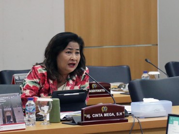 Kepergok Main Slot Judi saat Rapat, Cinta Mega Akhirnya Dipecat PDIP