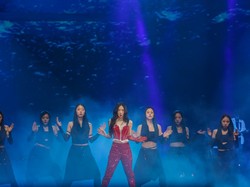 Kombinasi Sempurna Taeyeon dan Live Band di Konser The ODD of LOVE Jakarta