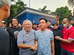 Mesra dengan Panda Nababan, Gibran Ngaku Minta Maaf soal Anak Ingusan