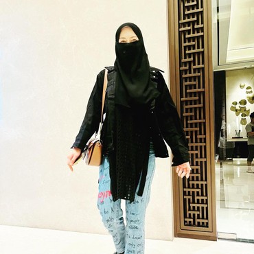 Inikah Alasan Ratu Rizky Nabila Akhirnya Memutuskan Pakai Cadar?