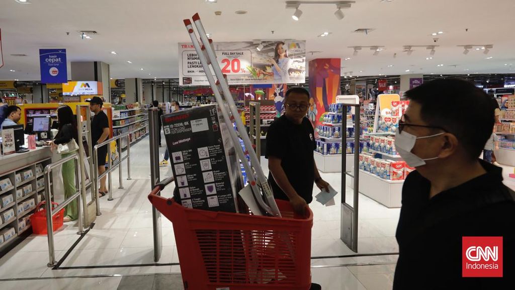 Tangga Lipat Aluminium Promo Rp1 Jutaan di Transmart Besok