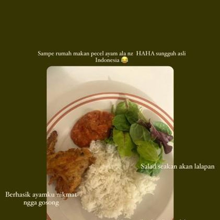 <p>Selain olahraga bareng suami, Enzy dan Molen juga kerap menghabiskan waktu kulineran di Amerika Serikat. Hal ini terlihat dari beberapa unggahan makanan di akun Instagram Enzy. (Foto: Instagram @enzystoria)</p>