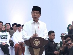 Jokowi Geleng-geleng Pendukung Saling Fitnah di Medsos: Capresnya Ngopi Bareng