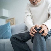 3 Kebiasaan Makan Favorit Anak Muda Ini Bisa Jadi Penyebab Asam Urat, Segera Batasi!