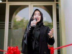 dr Shindy Putri Aplikasikan Teknologi Canggih ke Perawatan Kulit