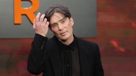 Mata Biru Cillian Murphy Bikin Pemain Oppenheimer Gagal Fokus