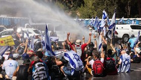 Makin Banyak Tentara Cadangan Mogok, Militer Israel Terancam 'Ambruk'