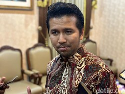 Wagub Emil Janji Sanksi Koperasi Sekolah yang Mark Up Harga Seragam
