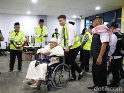 2.740 Jemaah Haji Embarkasi Padang Sudah Kembali, 32 Meninggal di Tanah Suci