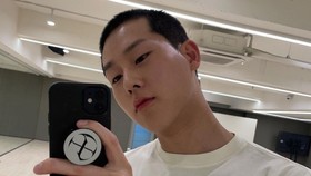 Joohoney MONSTA X Pamer Rambut Cepak Jelang Mulai Wajib Militer