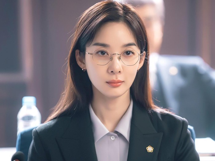 Lee Chung Ah di drama One Dollar Lawyer / Foto : twitter.com/SBSNOW