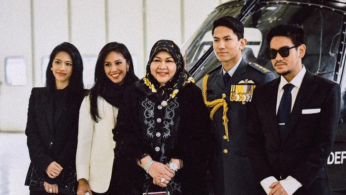 pangeran mateen dan ibunda