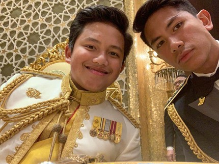 5 Potret Pangeran Wakeel Adik Sambung Pangeran Mateen yang Terpisah dari Ibunda sejak Kecil