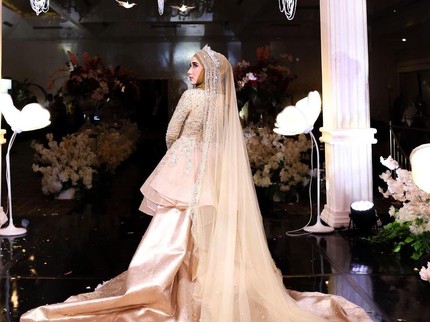 5 Potret Akad Nikah dan Resepsi Putri Pertama Cindy Fatikasari & Tengku Firmansyah