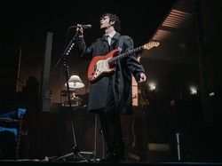 Lirik Lagu About You - 1975