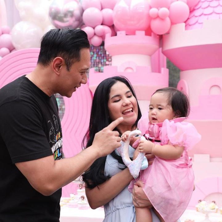 <p>Agus Yudhoyono pun memberikan ucapan selamat yang menyentuh untuk Alisha, Bunda. Ia berharap agar sang keponakan tumbuh menjadi anak yang sehat, periang, dan menggemaskan. (Foto: Instagram: @agusyudhoyono)</p>