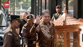 VIDEO: Airlangga Penuhi Panggilan Kejaksaan Agung