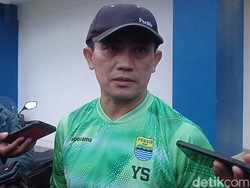 Gemetarnya Yaya Sunarya Saat Debut Jadi Caretaker Persib