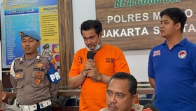 Polisi: Artis Bobby Joseph Beli Tembakau Sintetis Lewat Instagram