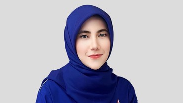 img-title Dulu Dituduh Penyuka Sesama Jenis, Dera Siagian Kini Tampil Berhijab