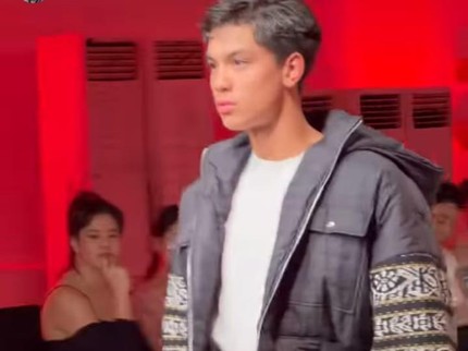 5 Potret Eddy Anak Maudy Koesnaedi Blasteran Belanda Kembali Jadi Model Catwalk