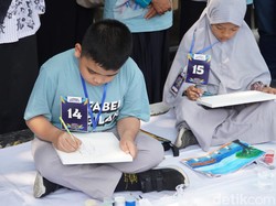 Keseruan Ratusan Disabilitas Unjuk Kebolehan di Festival Difabel Megilan