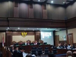 Saksi Ungkap Baru 1.795 BTS Tuntas dari Target 4.200, Hakim: Berarti Mangkrak