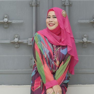 Reaksi Tak Terduga Dewi Yull usai Surya Sahetapy Ditolak Ojol & Disebut Cacat gegara Tuli